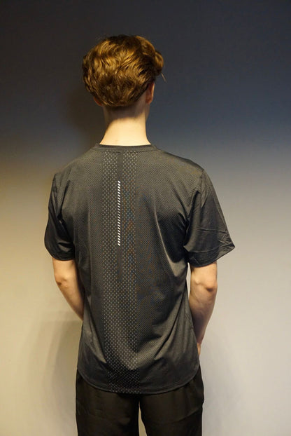 Mens Essential T-shirt - Black