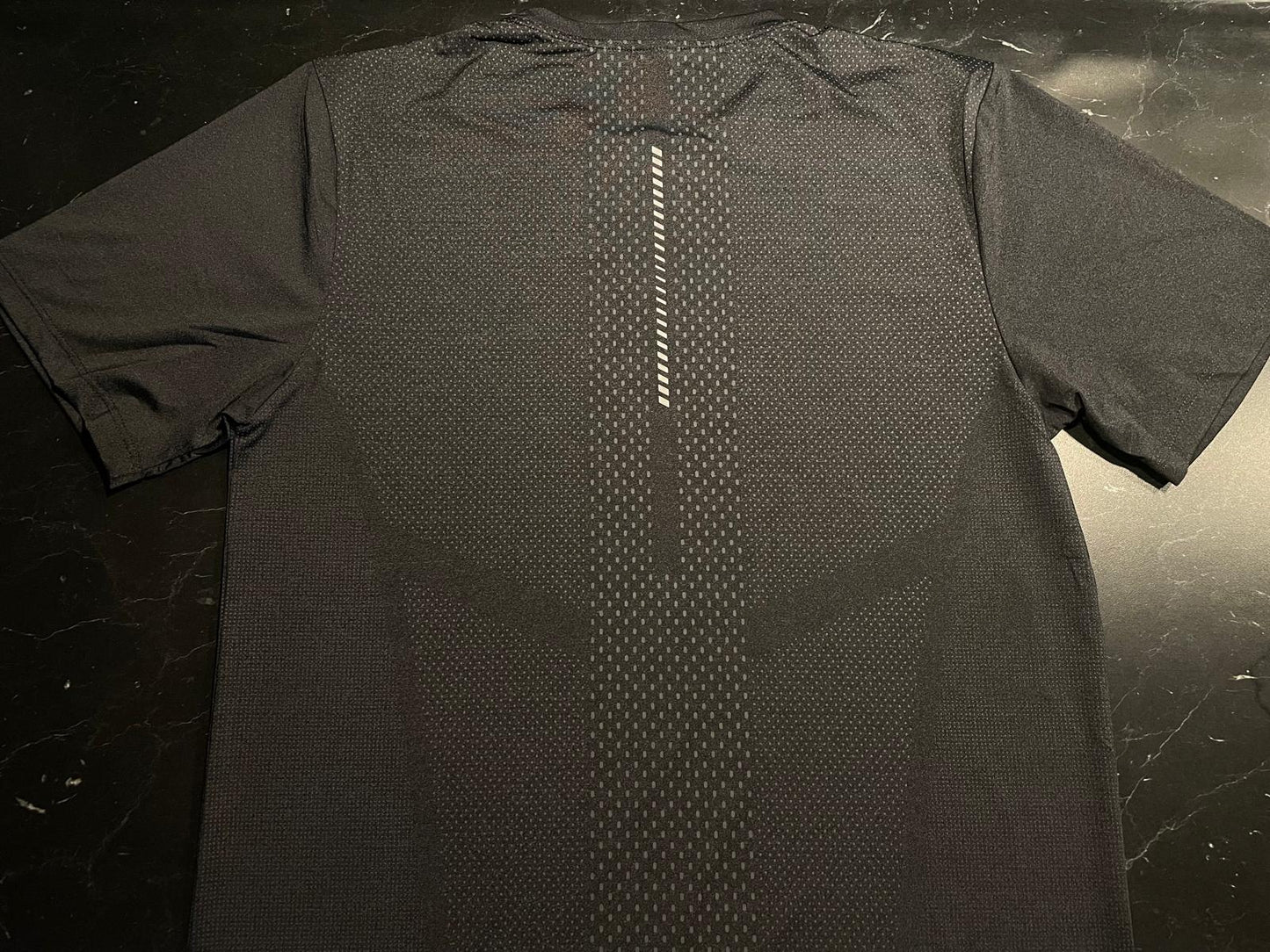 Mens Essential T-shirt - Black